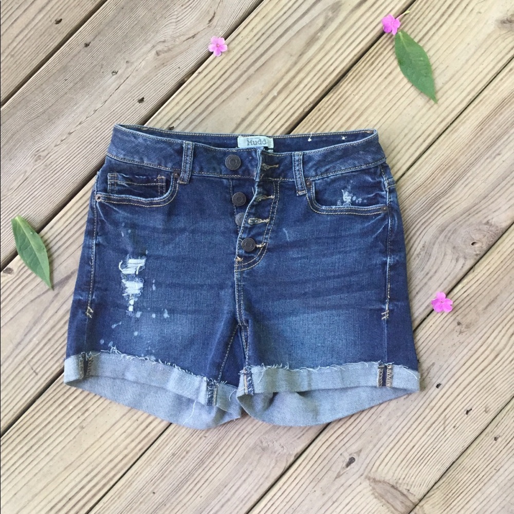 Mudd Flex Stretch distressed jean shorts